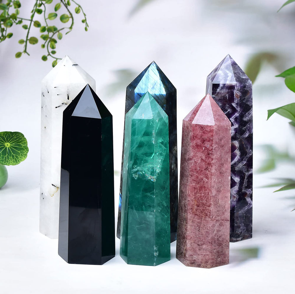 FZBHRO Black Obsidian Tower texture evokes volcanic origin and dramatic decor.
