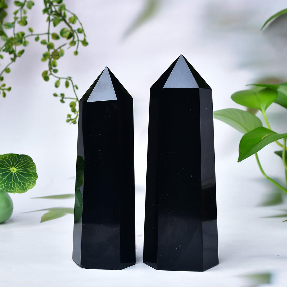 FZBHRO crystal point directs energy for targeted use on the body.