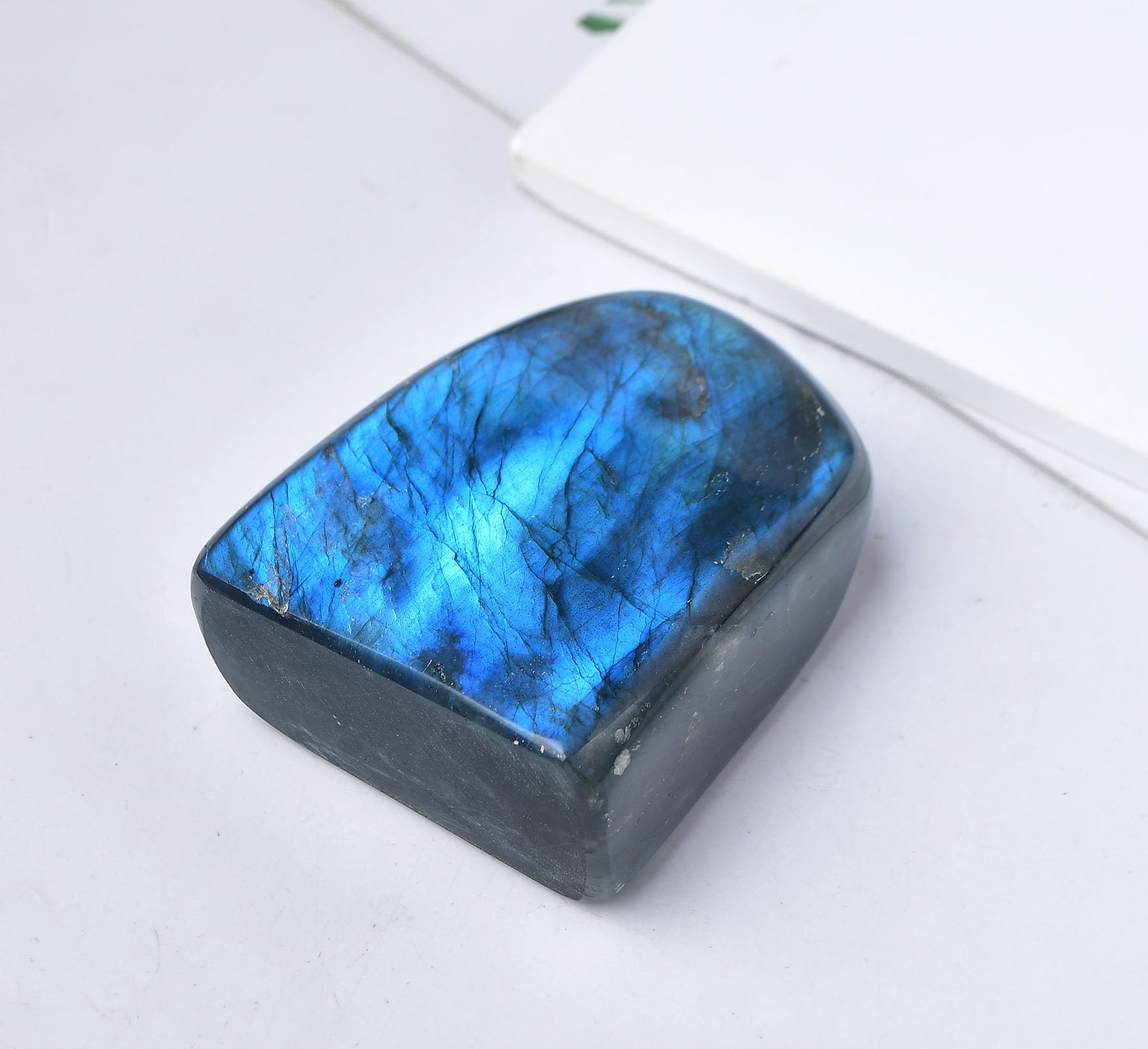 FZBHRO Labradorite slab suitable for yoga, mindfulness, and chakra practice.