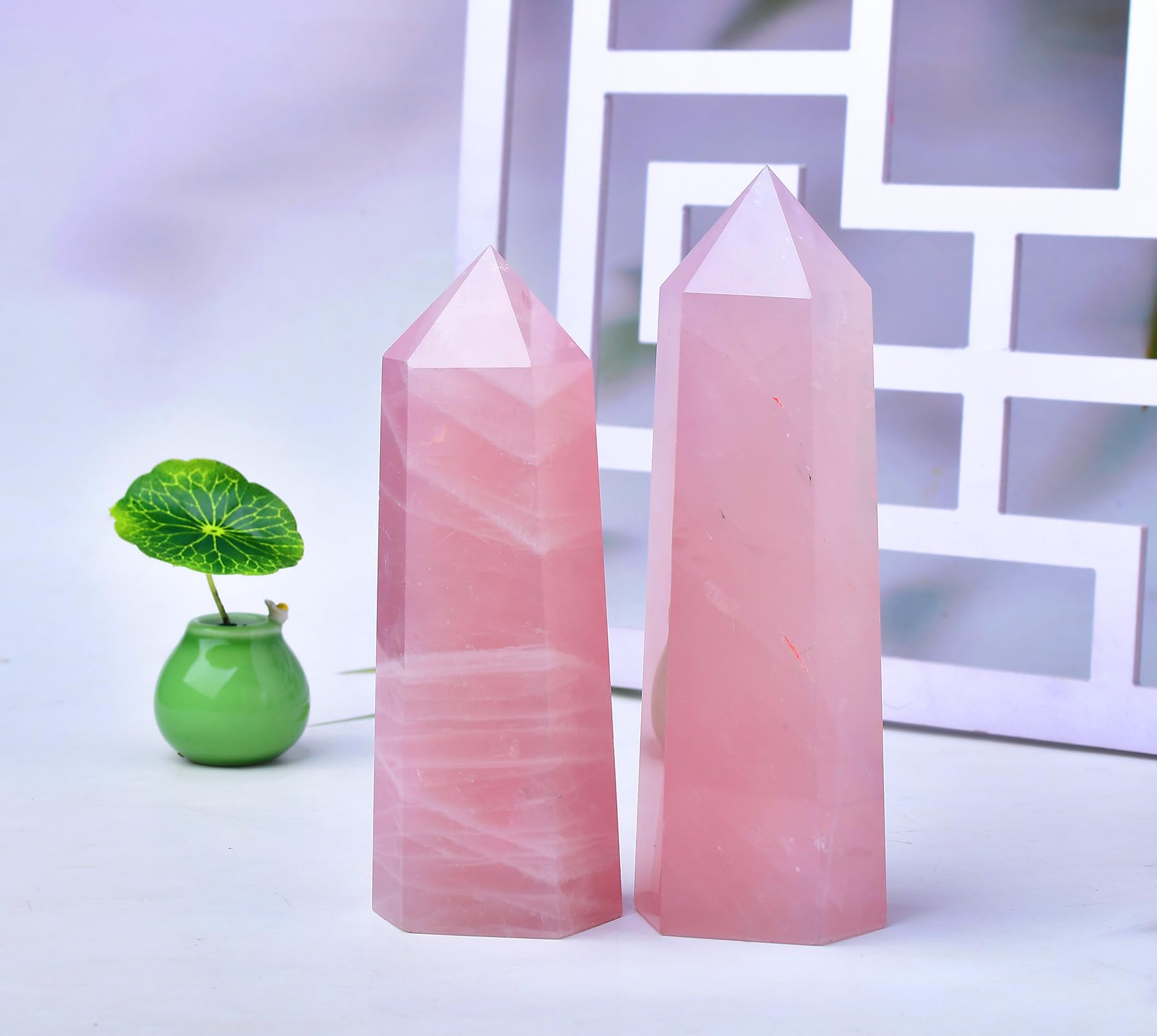 FZBHRO pink crystal wand concentrates energy for focused wellness sessions