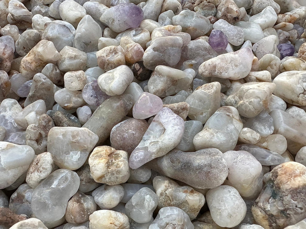 GAF TREASURES air-plant-substrate Spirit Quartz chips enhance displays