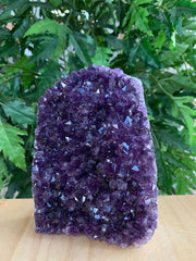 GAF TREASURES Amethyst druze from Uruguay showcases intricate formations for decor