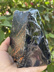 GAF TREASURES black obsidian close-up showing glossy hue for dramatic decor