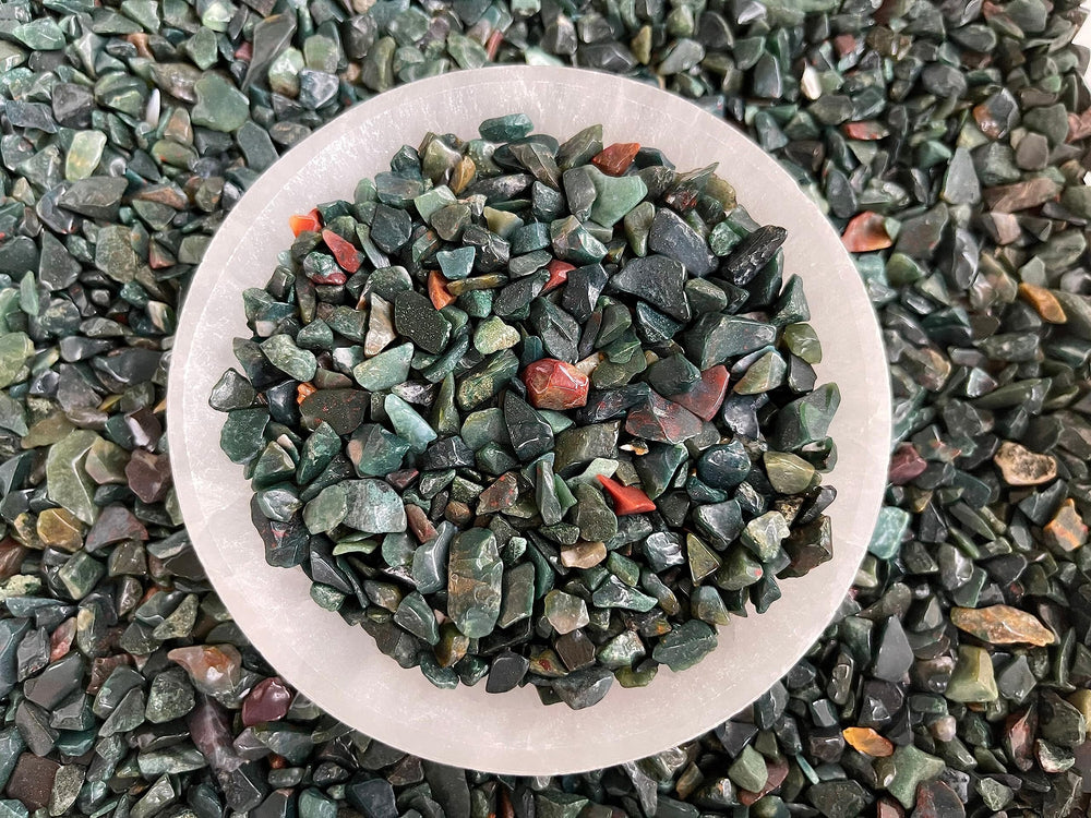 GAF TREASURES Bloodstone Chips garden decor accents add natural color
