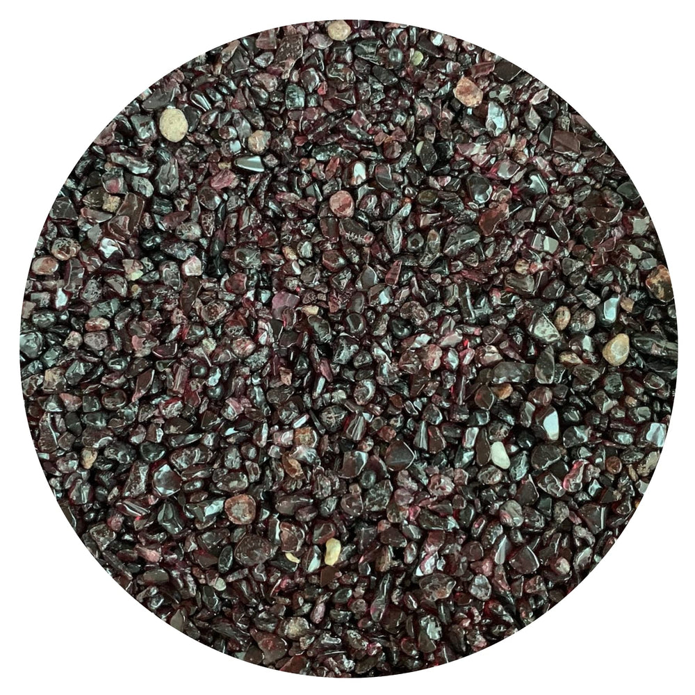 GAF TREASURES garnet chips 3-5mm for jewelry and decor