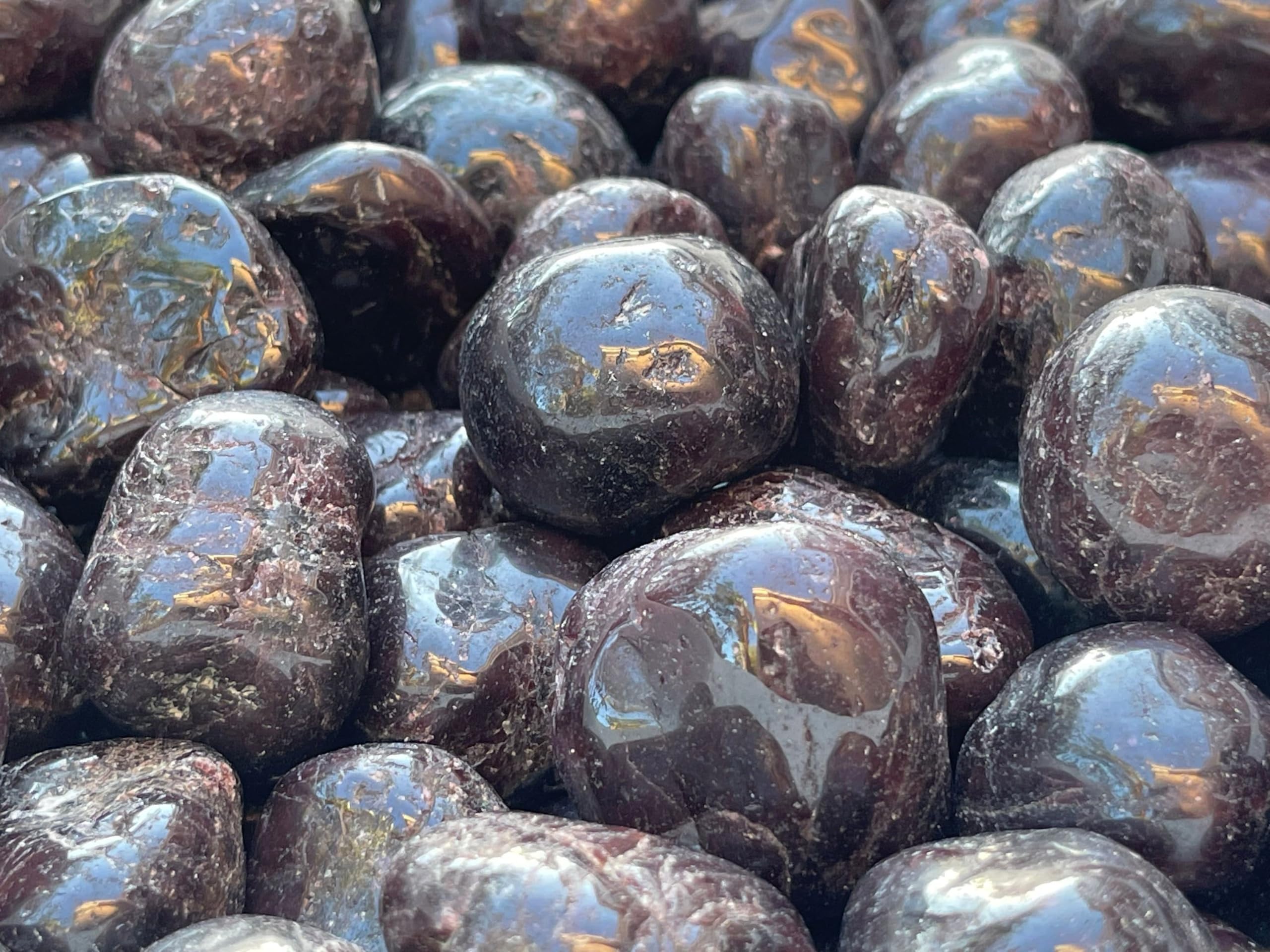 GAF TREASURES Garnet grid-work stones support crystal layouts and mindfulness setups