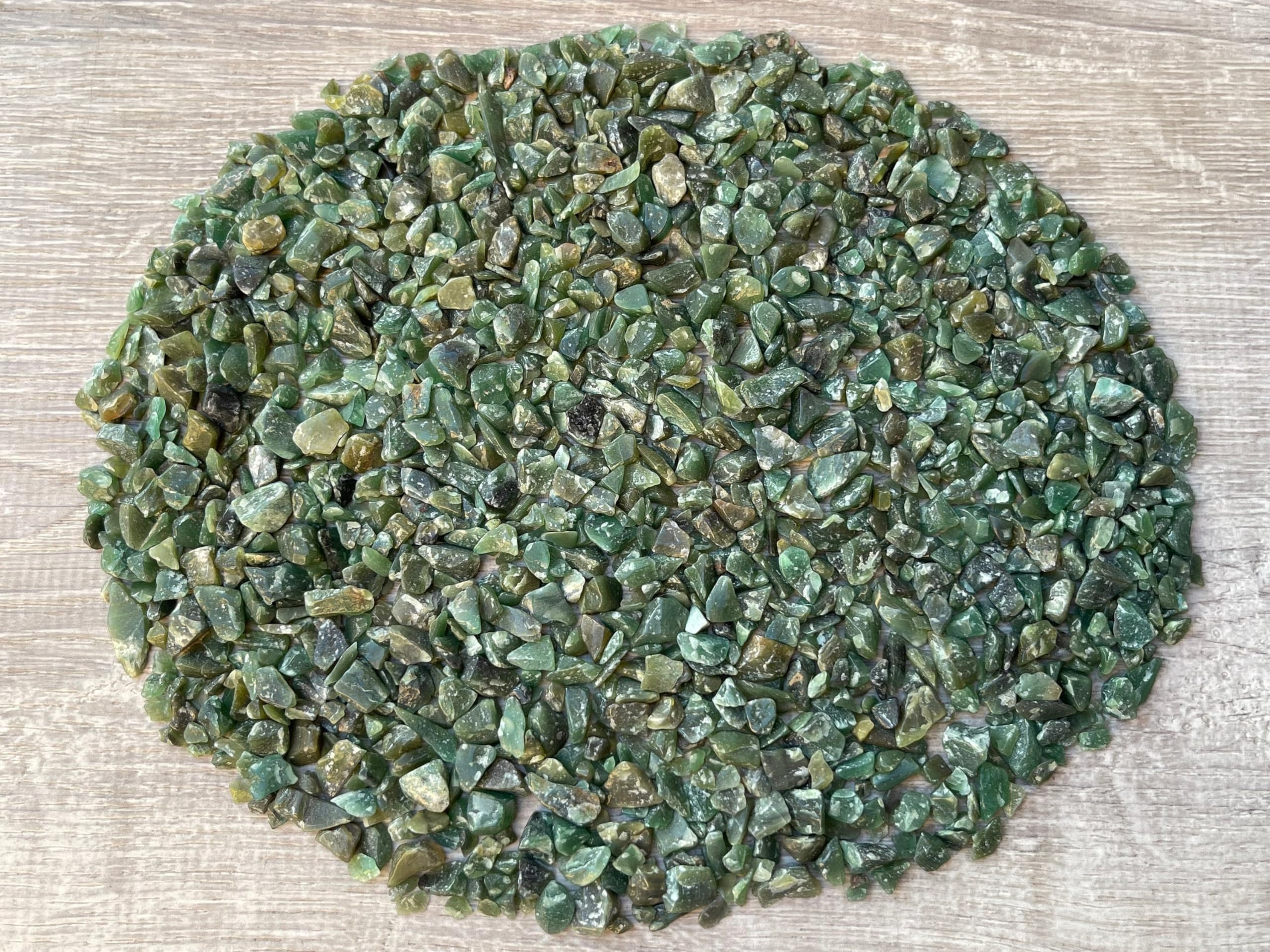 GAF TREASURES green aventurine chips 3–12 mm for jewelry and decor