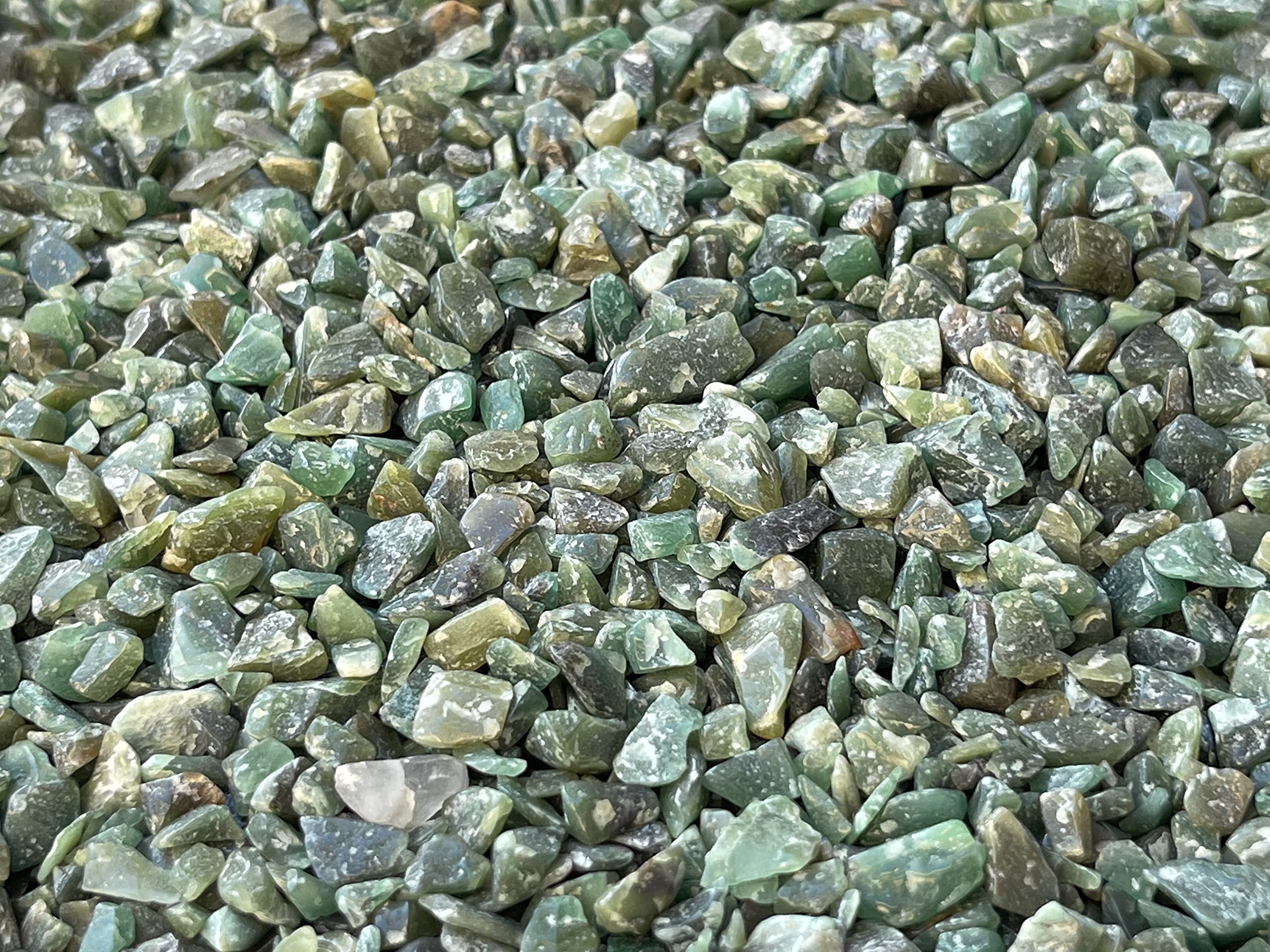 GAF TREASURES natural semi-tumbled chips for crafts and collections