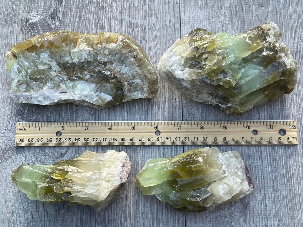 GAF TREASURES green calcite ideal for outdoor meditation and nature rituals.