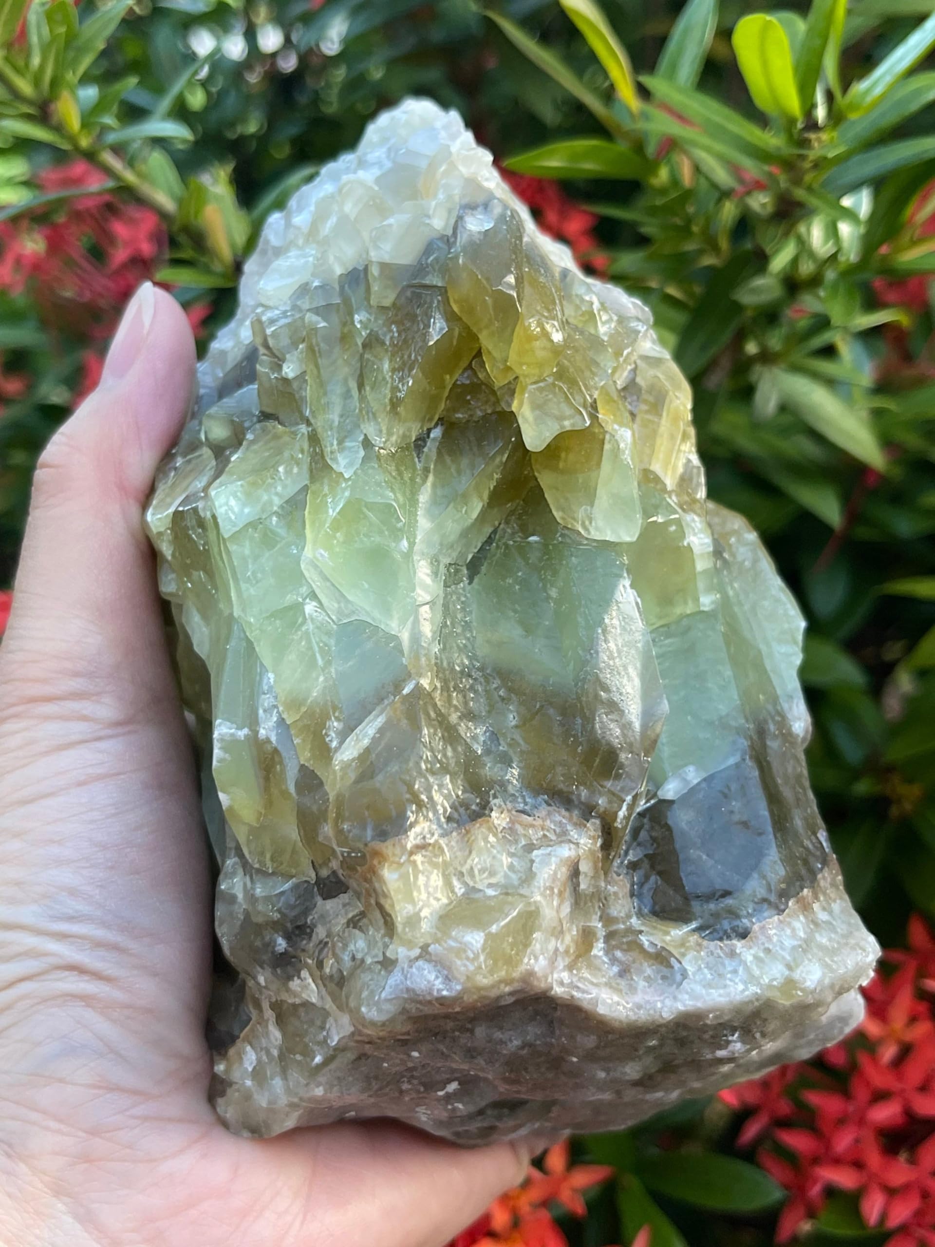 GAF TREASURES green calcite for tumbling and polishing projects.