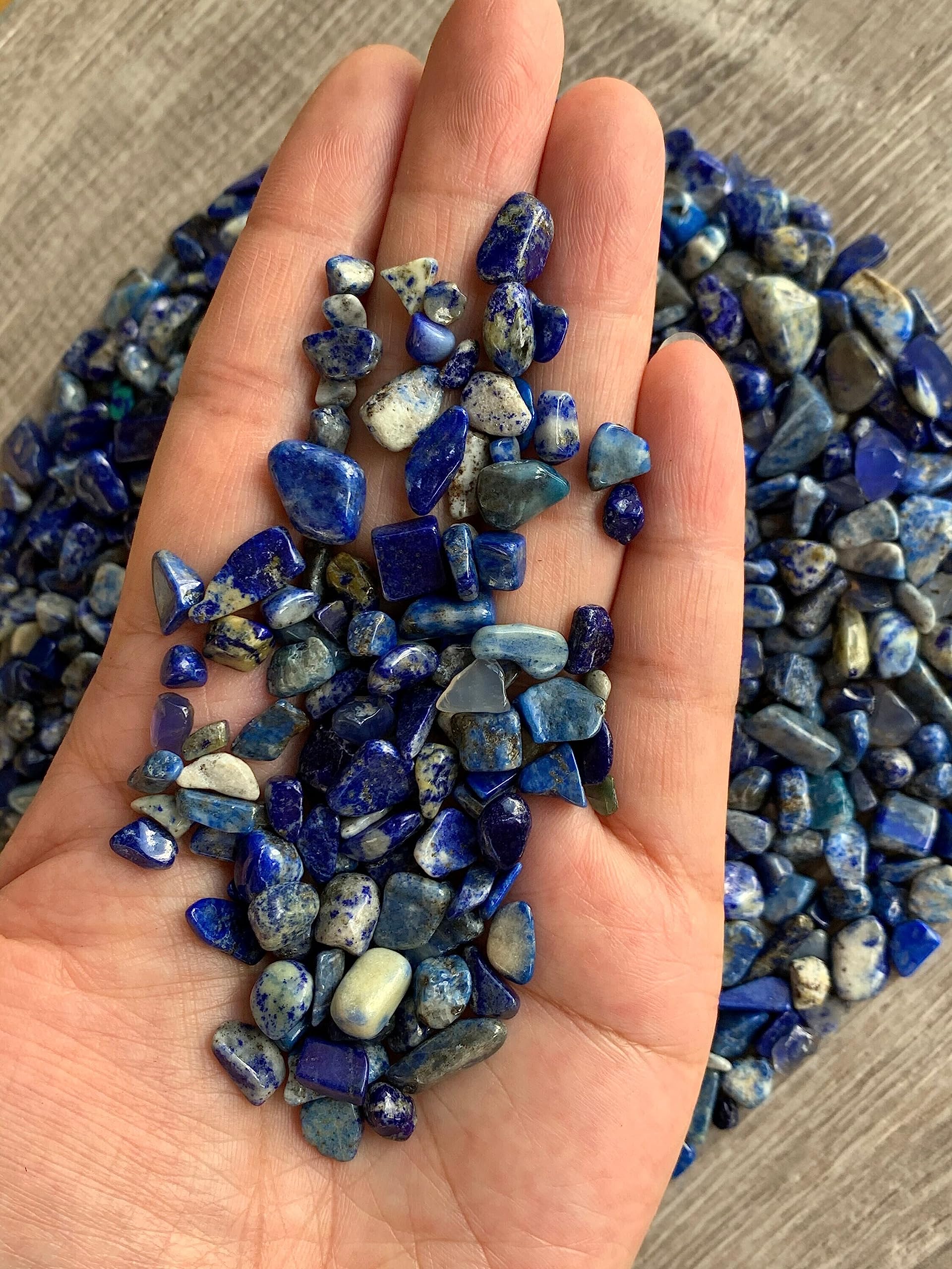 GAF Treasures eco-friendly lapis lazuli chips for sustainable decor and crafts.