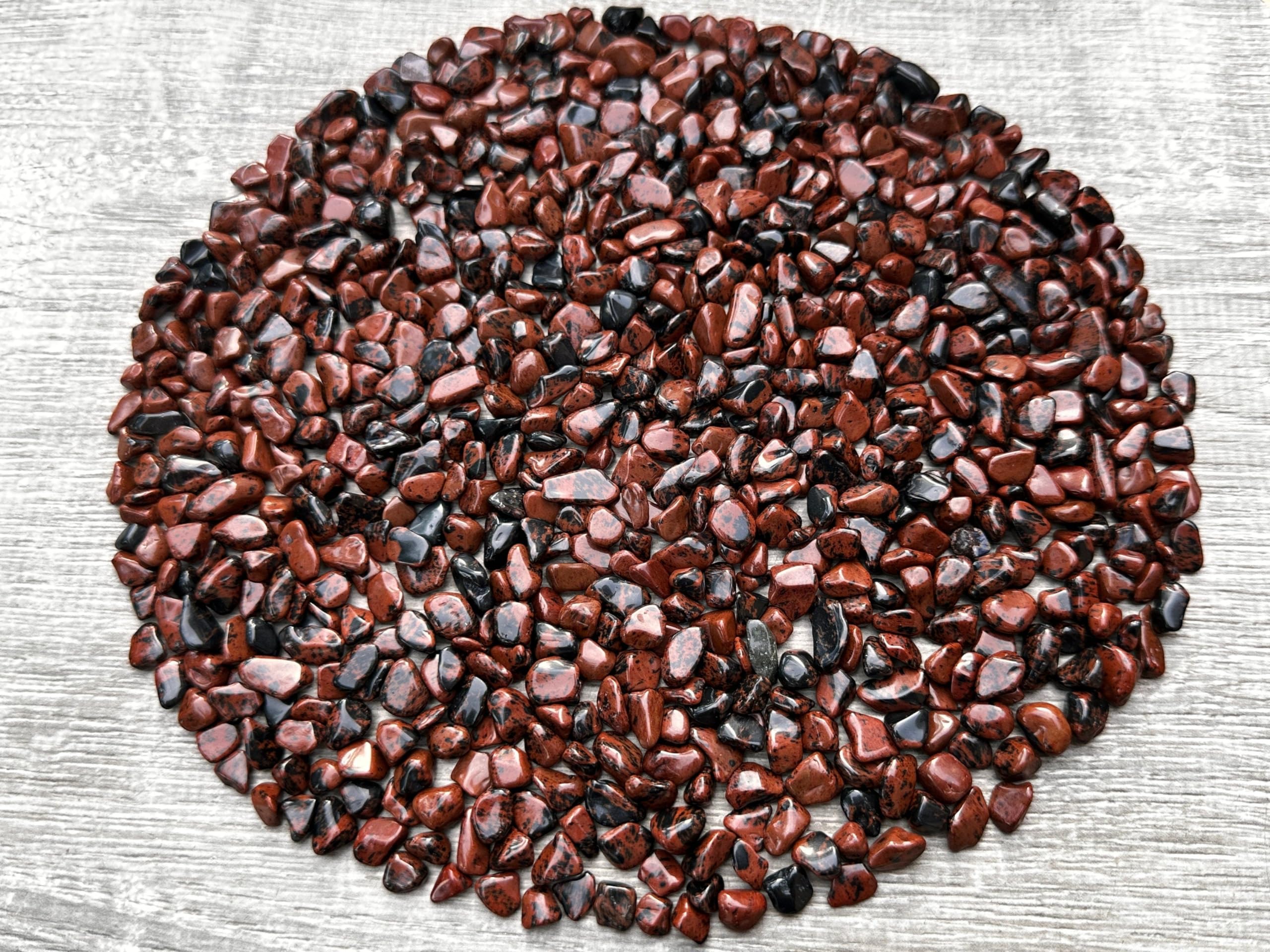 GAF TREASURES Mahogany Obsidian chips closeup for jewelry ideas and decorative accents.