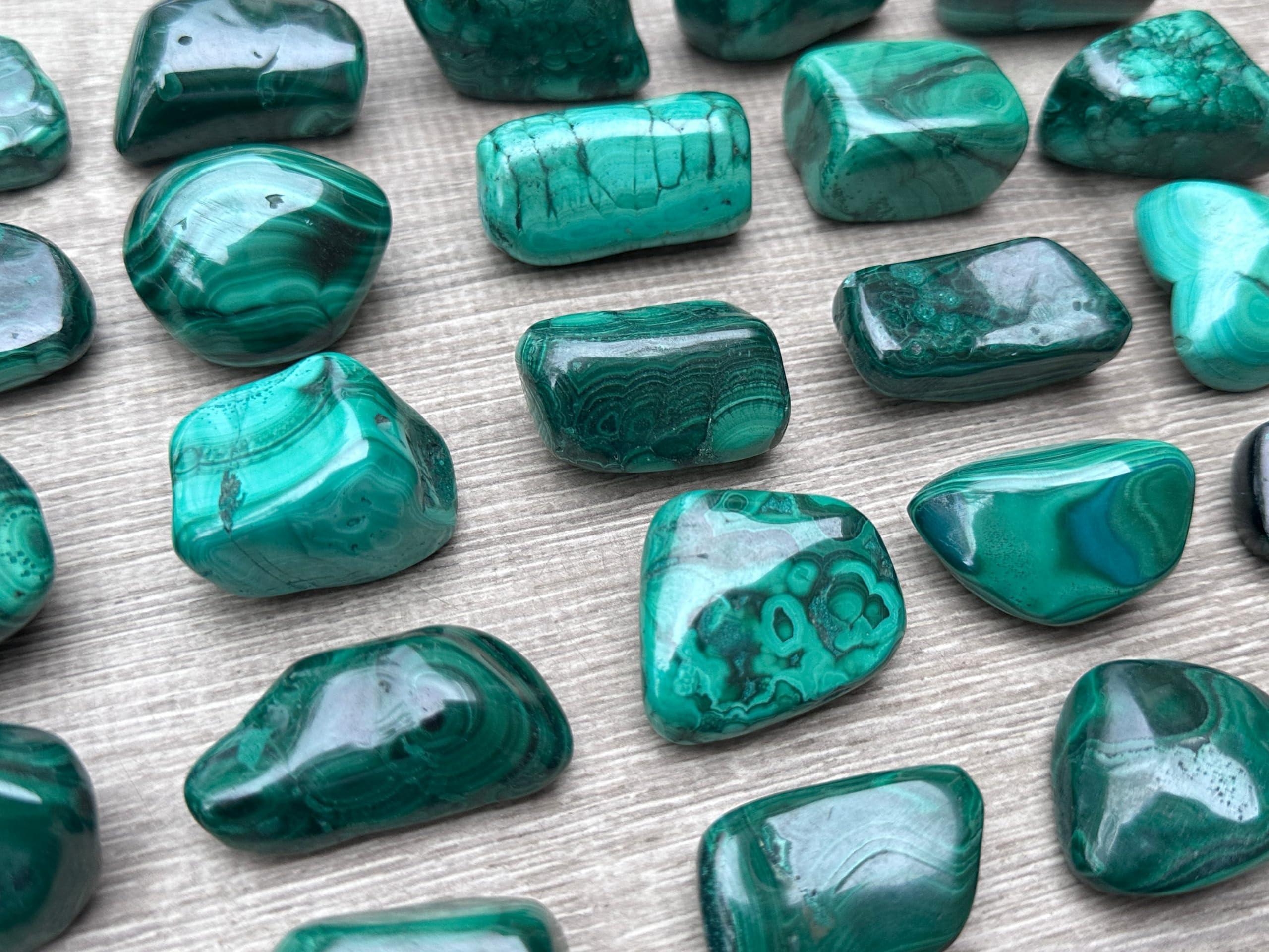 GAF TREASURES malachite healing crystal suited for grid work