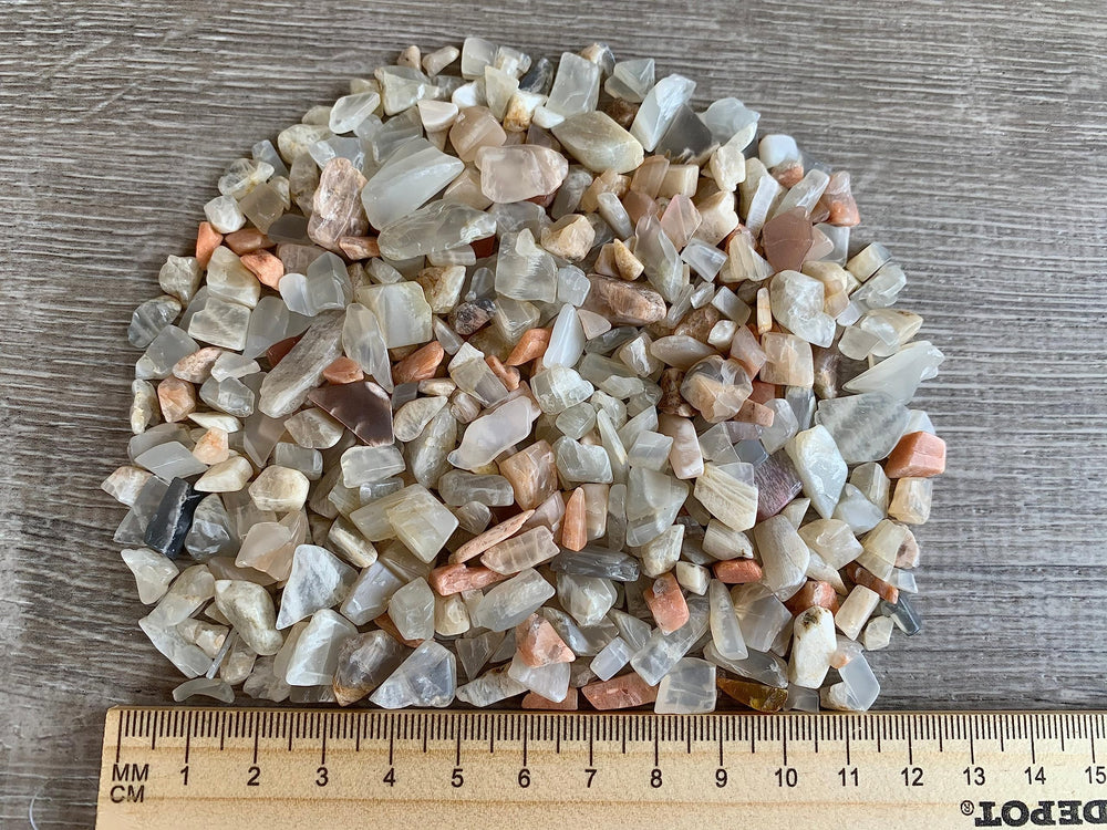 GAF TREASURES moonstone mix mini crystals ideal for jewelry and art
