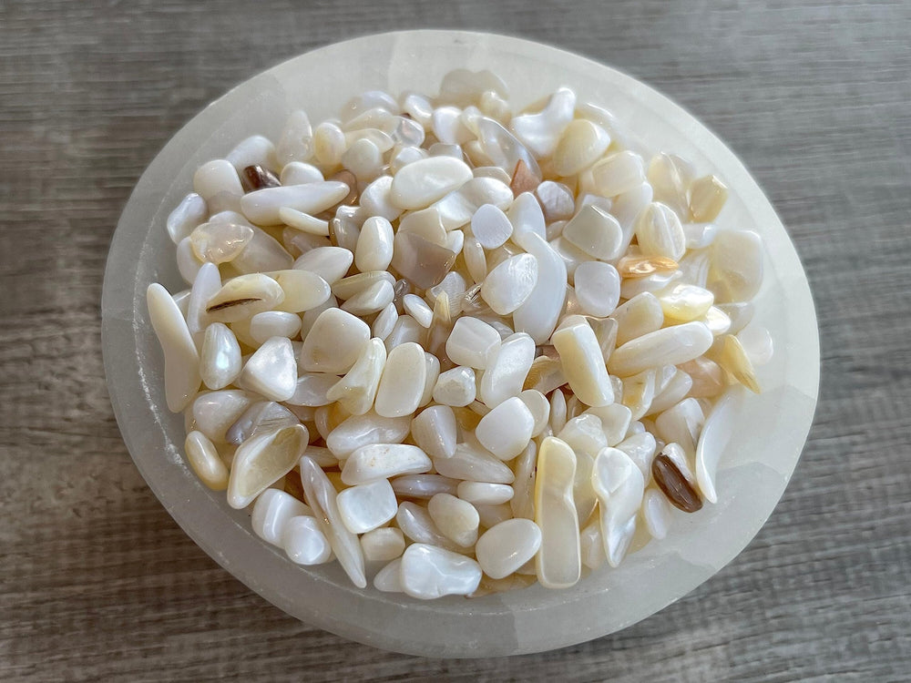 GAF TREASURES mother of pearl chips for orgonite production and spiritual crafts.