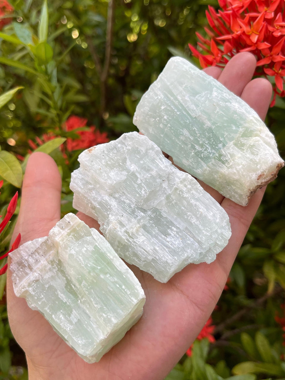 GAF TREASURES Pistachio Calcite rock for lapidary, tumbling, and polishing projects.
