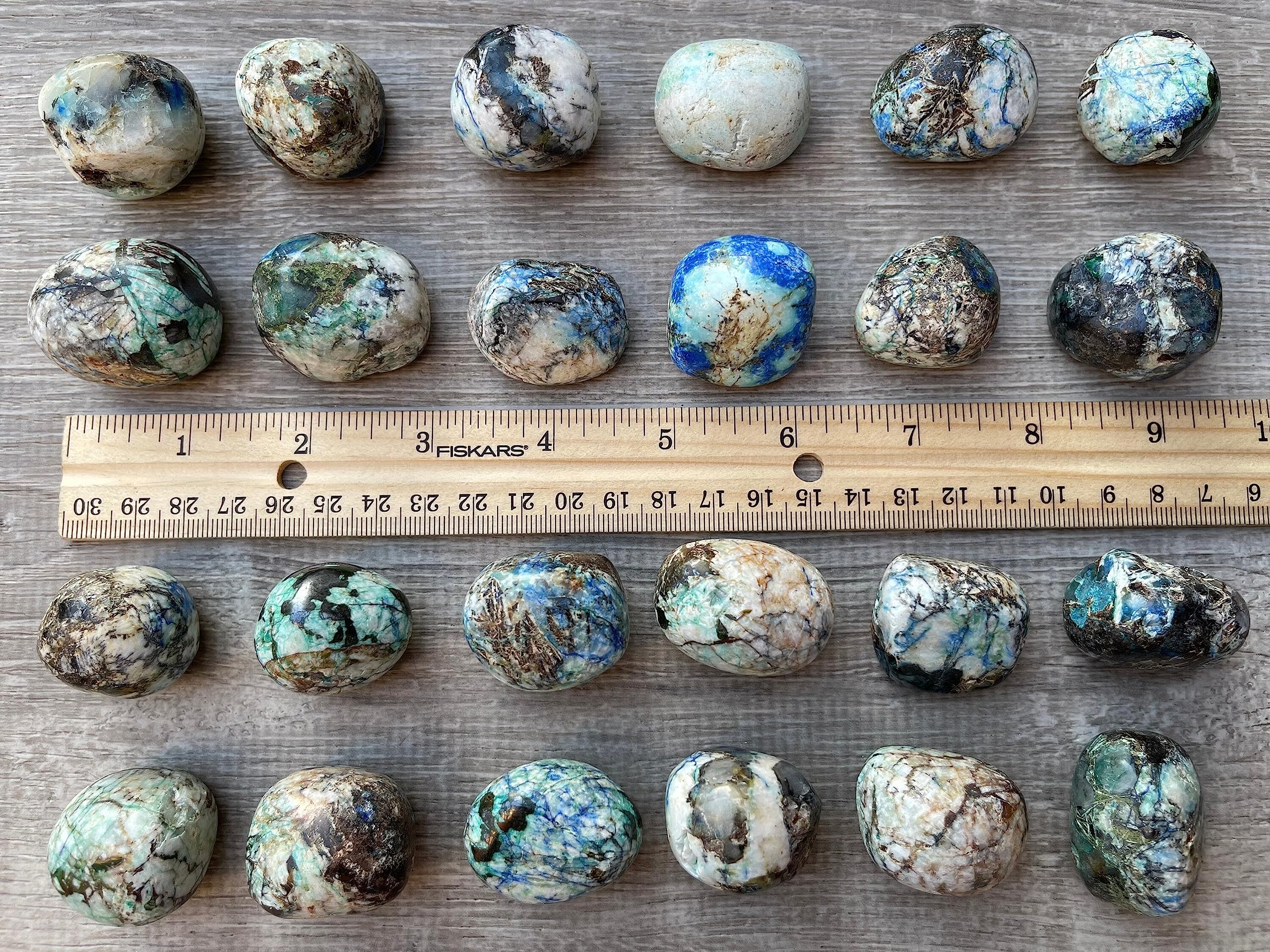 GAF TREASURES quantity per pound guide showing stone count variations.