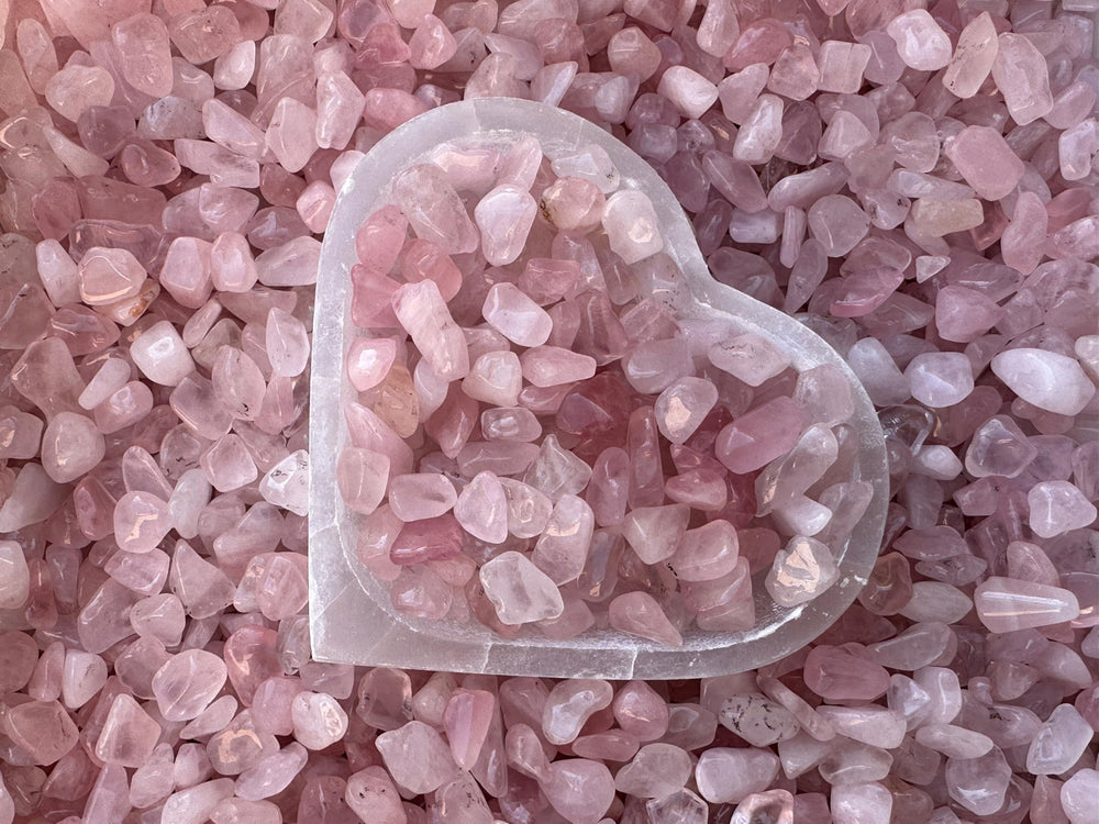 GAF Treasures rose quartz chips, 3mm-9mm, ideal for crafts and jewelry making.