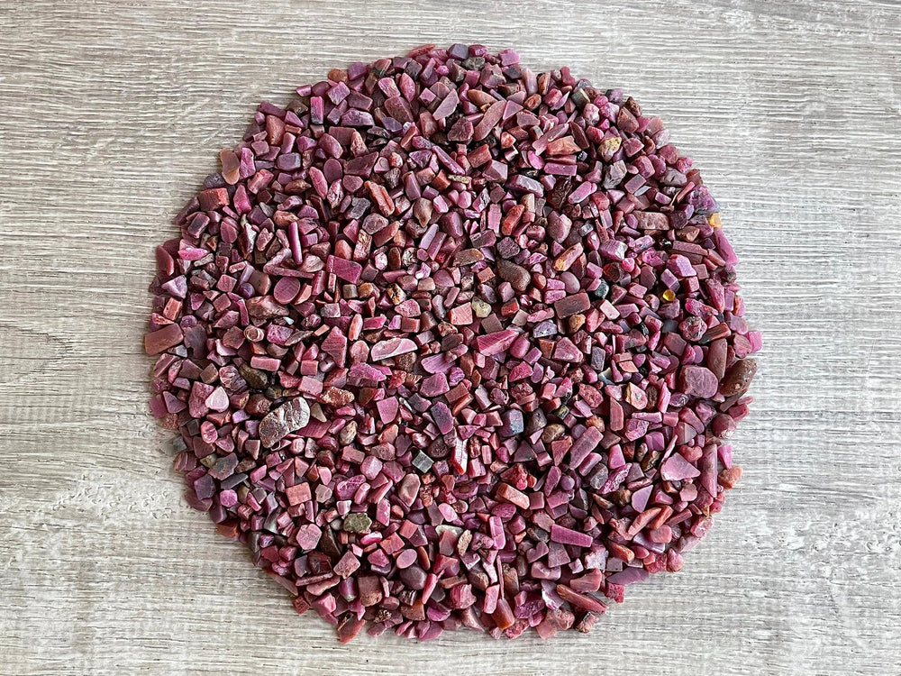 GAF TREASURES Ruby crushed mini crystals 3-10mm for jewelry and epoxy art.