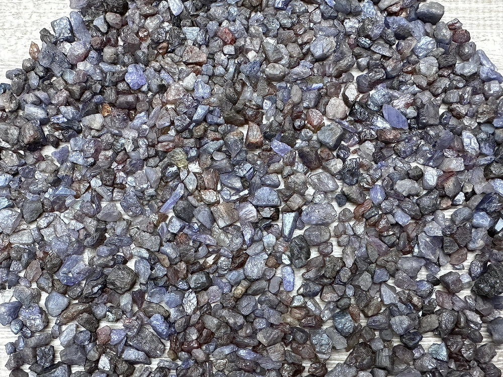 GAF Treasures Sapphire Chips bulk 1-8lb; scalable sourcing for large projects.