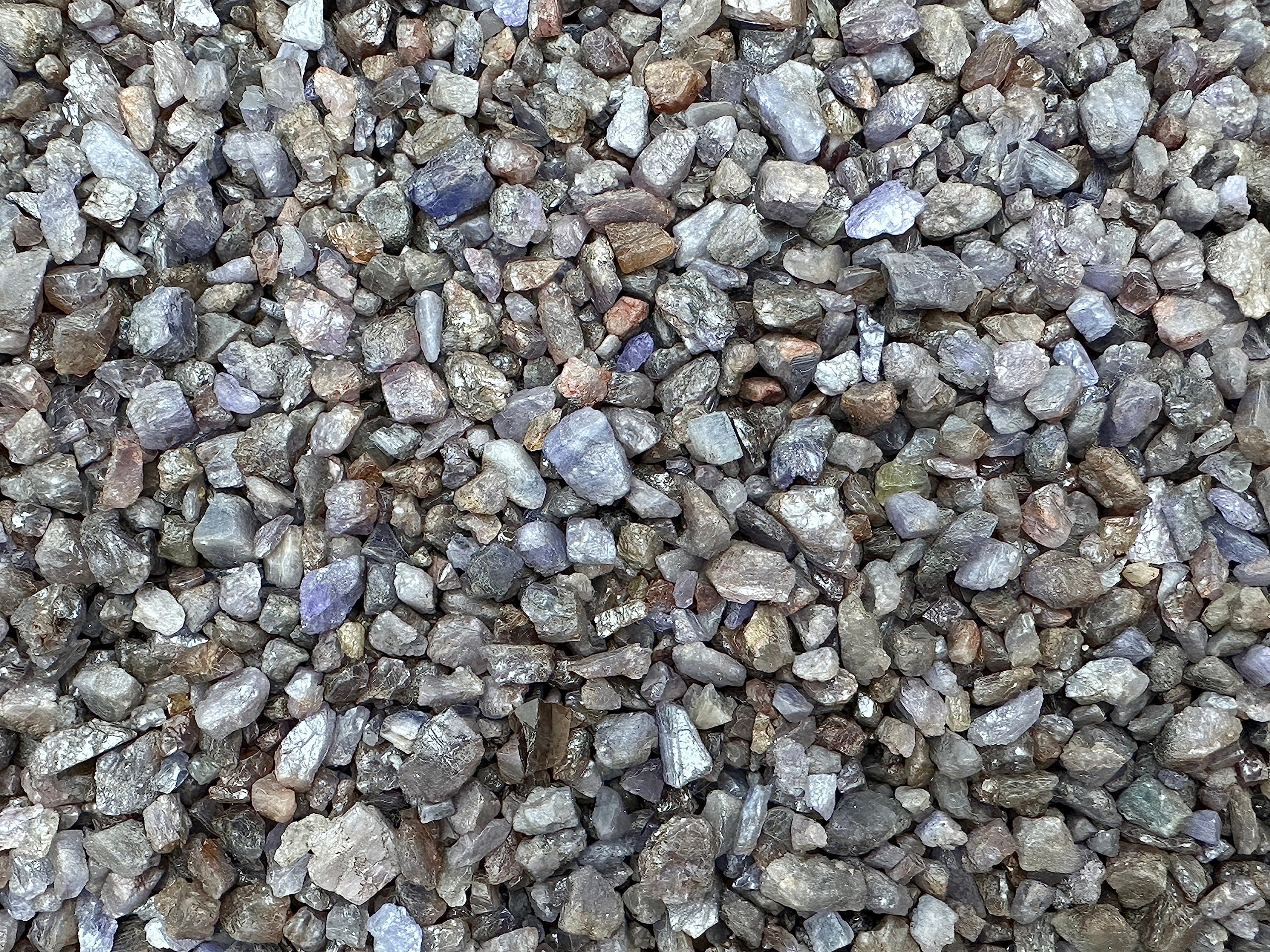 GAF Treasures Sapphire Chips jewelry-crafting; ready-to-use pieces for accessories.