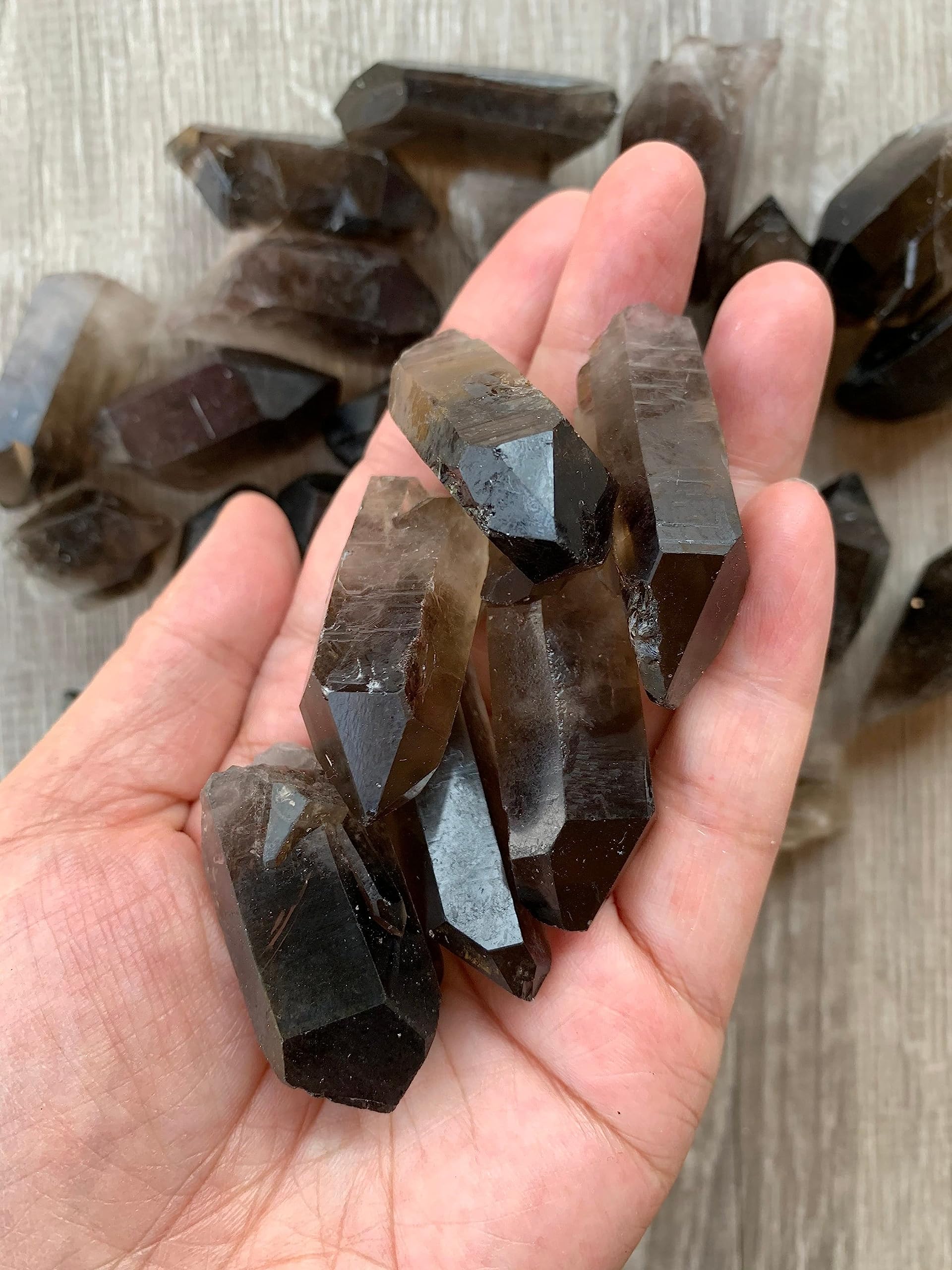 GAF TREASURES smoky quartz points natural sizes 1.3–2.5 inches for focused sessions.