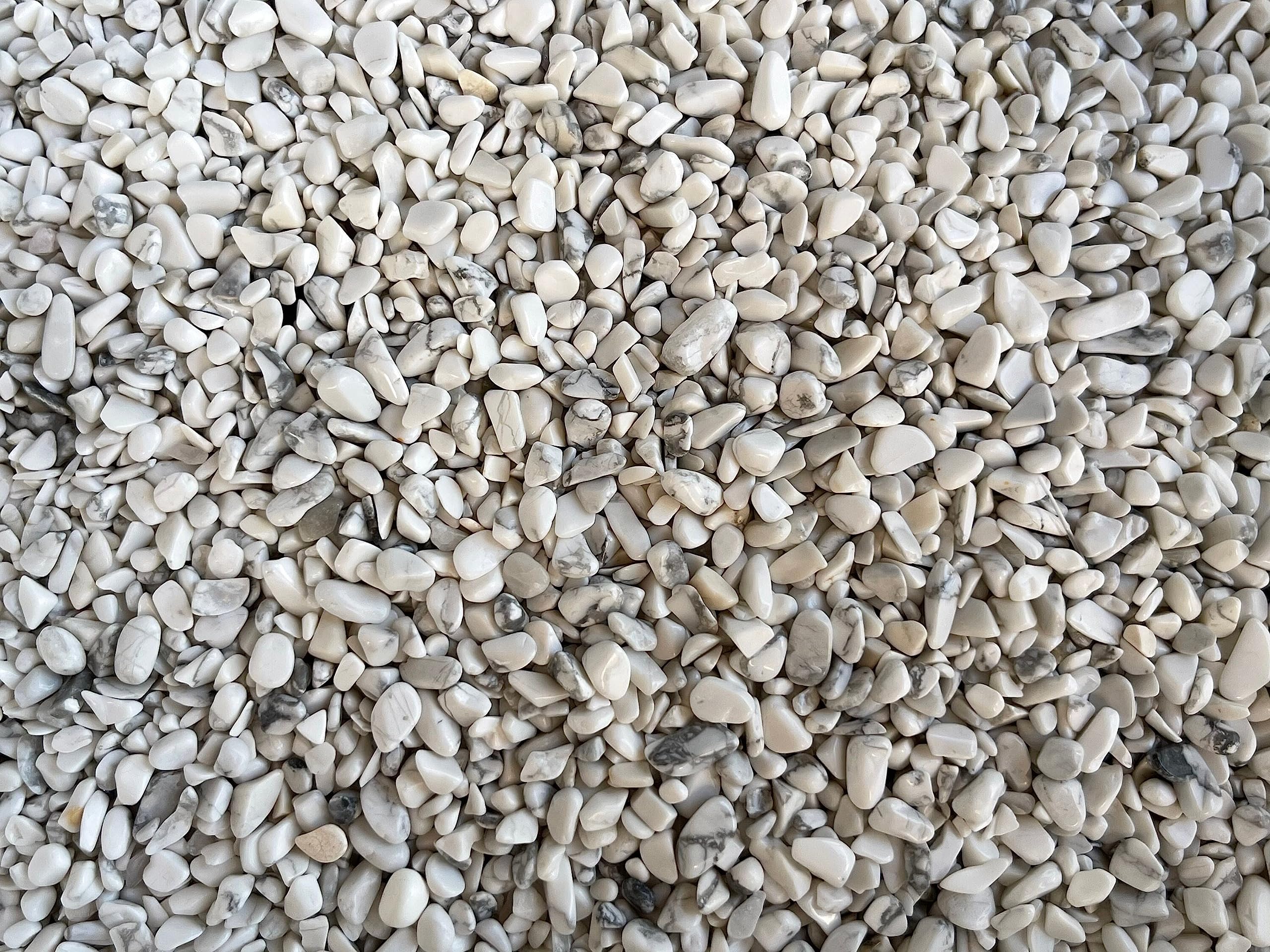 GAF TREASURES white howlite chips undrilled piece for versatile projects