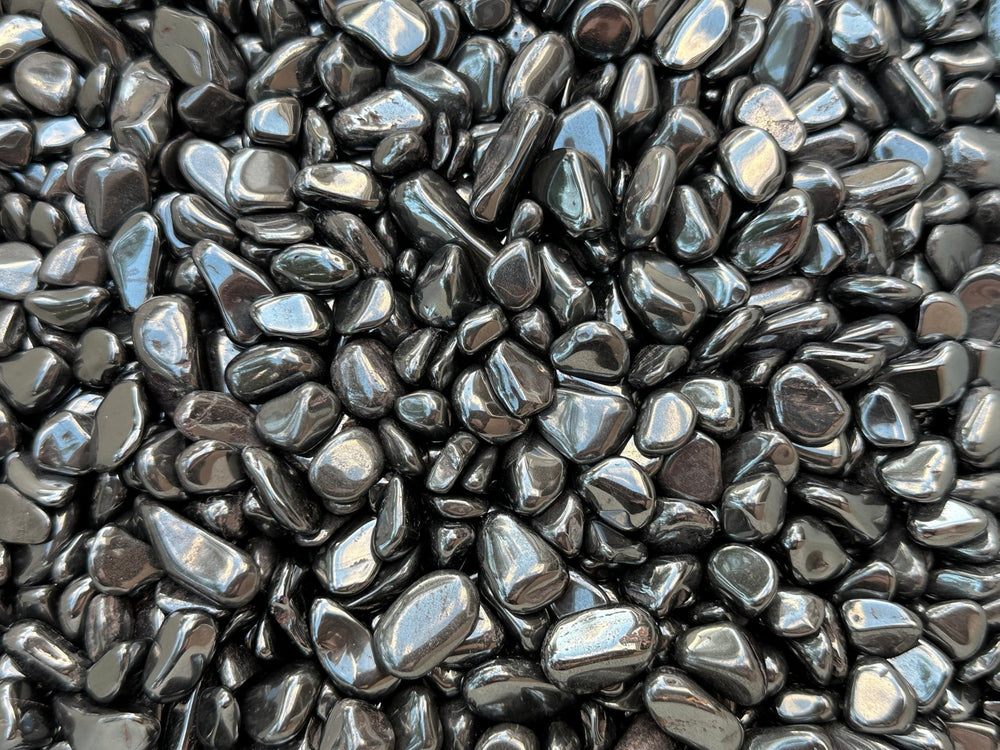GAF TREASURES hematite large chips array suitable for mosaics and terrariums.
