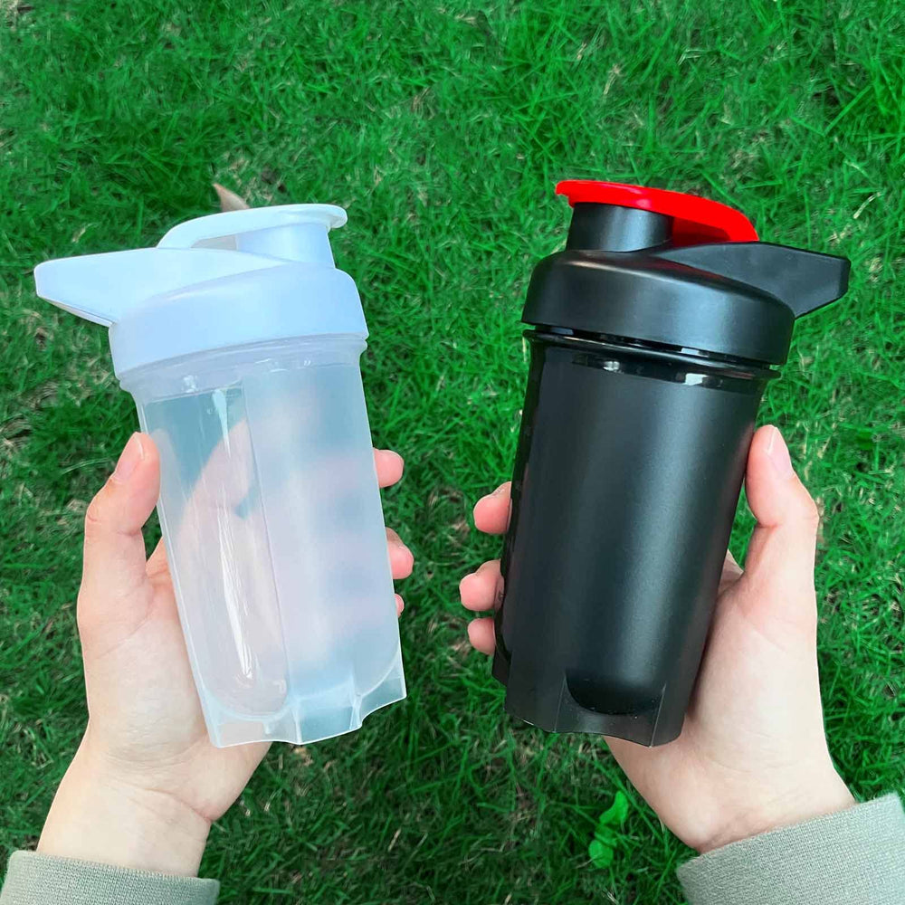 GAISHION shaker bottle loop handle enables easy carrying and travel-friendly use.