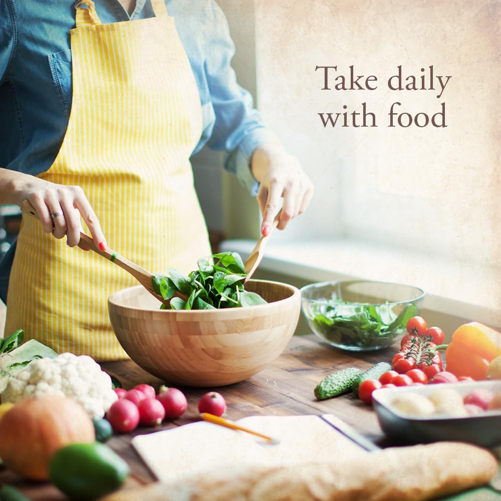 Garden of Life Organics Women 40+ nutrition panel emphasizes essential vitamins and minerals.