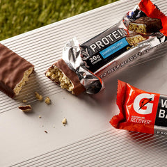 Gatorade Whey Protein Recover Bars nutrition panel shows protein and carbs for recovery.