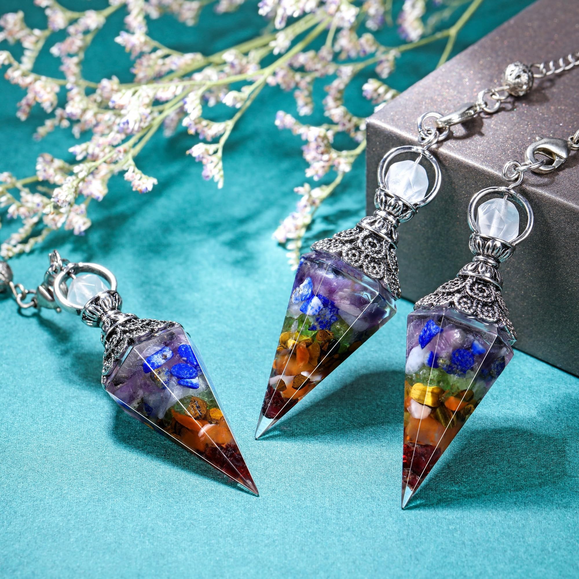 GEHECRST Lapis Lazuli chakra-stone pendant for intuition and balance.