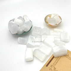 GEMSCITE half-pound of tumbled stones for bulk projects.