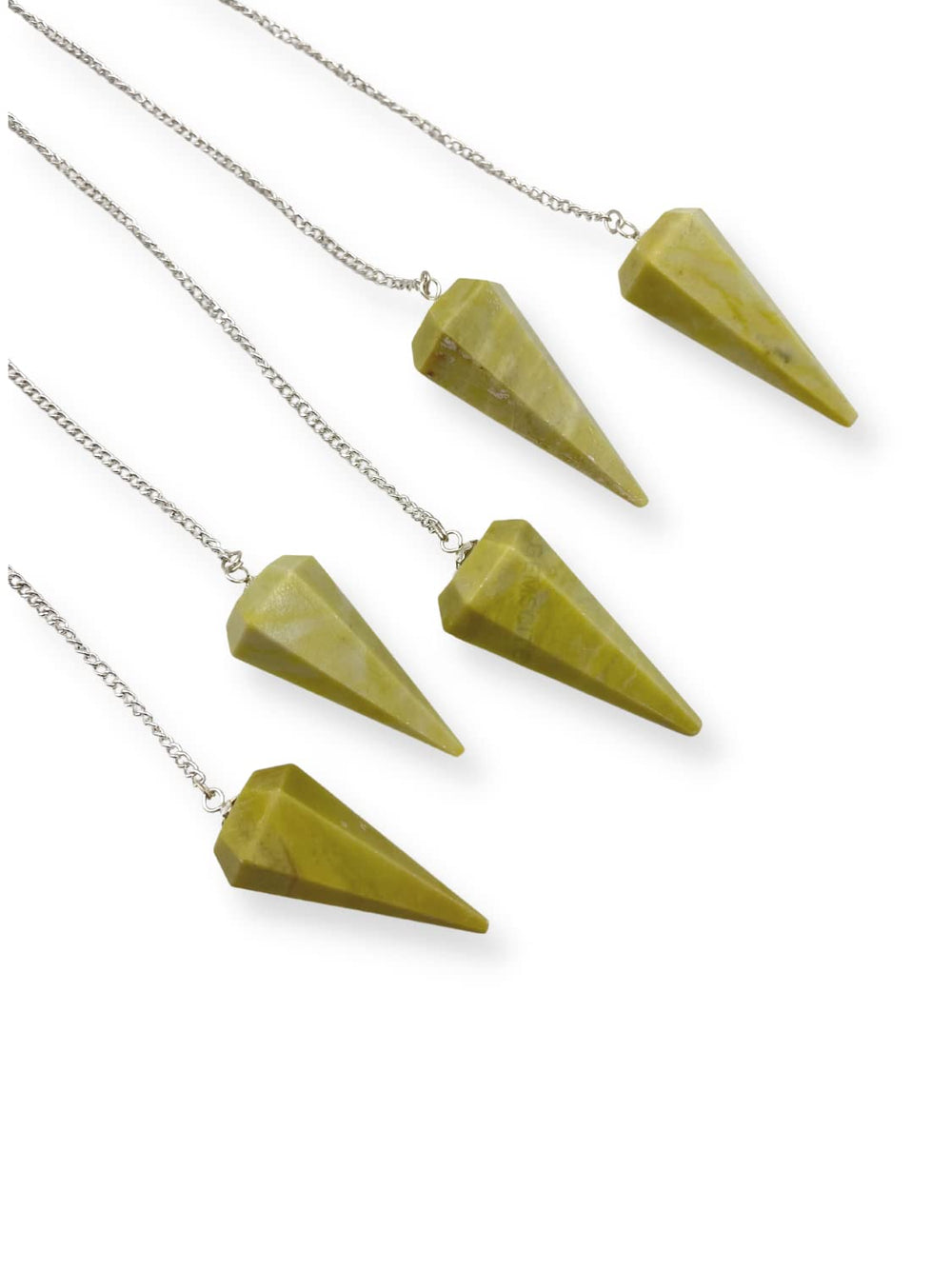 GEMSCITE serpentine pendulum with chain and clear quartz bead during use