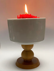 Generic Rose Shape Candle blends rose, clove, ebony, vanilla for mood setting