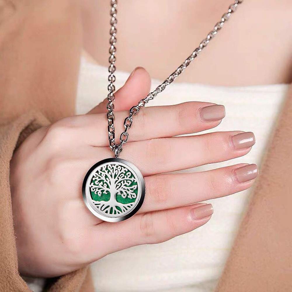 GFONDINGD diffuser necklace on-the-go being worn for portable diffusion