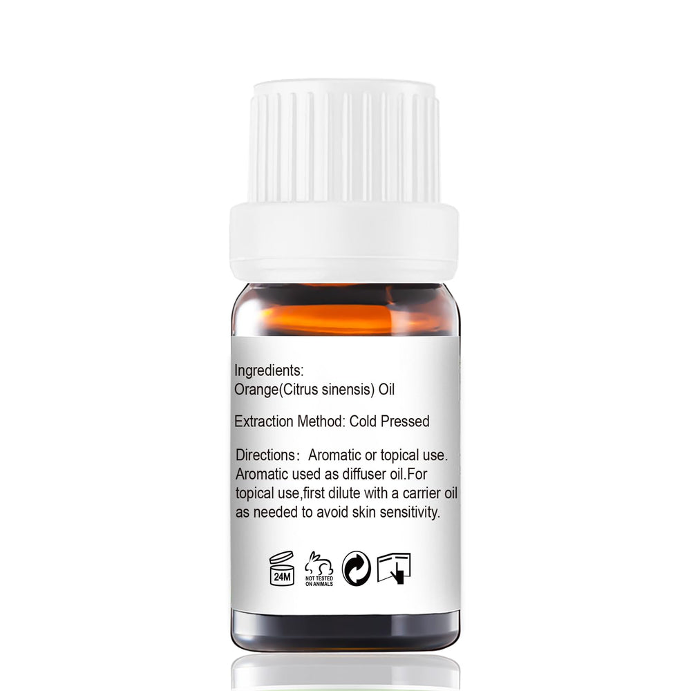 GM Gumili Orange Essential Oil bottle label emphasizing purity and organic sourcing.