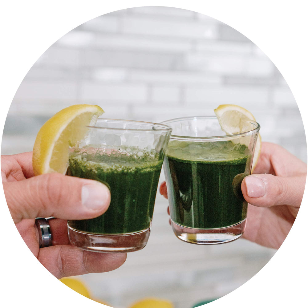 Green Foods chlorella 500 mg bottle stack illustrating easy daily use.