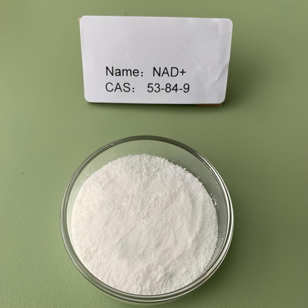 HealthyFinds NAD+ powder added to smoothie visualize ease