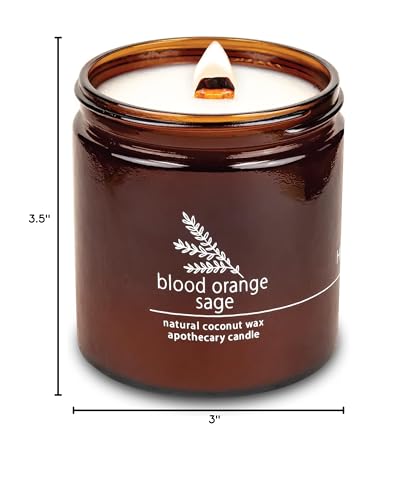 Hemlock Park vegan, non-toxic candle that perfumes spaces safely.