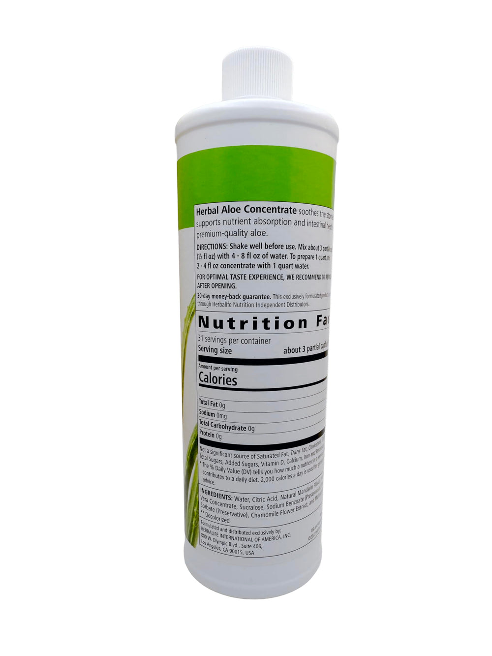 Herbalife Aloe Concentrate Mandarin label closeup highlighting premium aloe and natural flavor.
