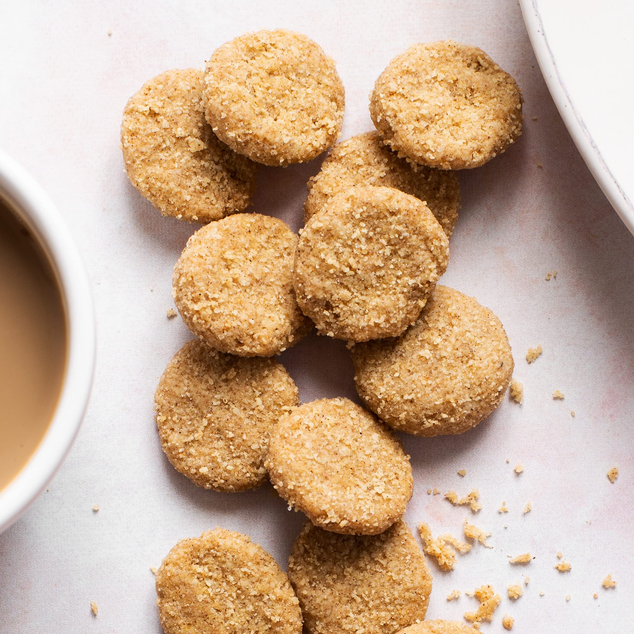 HIGHKEY Snickerdoodle diet-friendly snack appeals to keto and gluten-free shoppers.