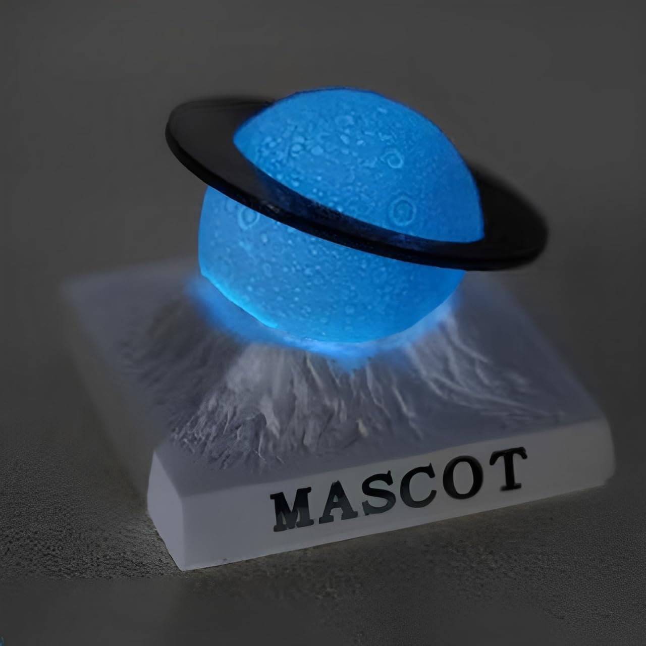 Hikiwin office desk diffuser supports ambient scent at work.
