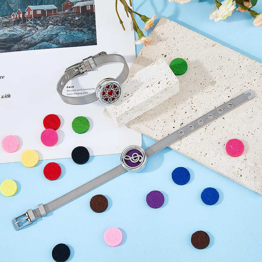 Hobbspring diffuser bracelet stainless steel detail emphasizes durable everyday wear.