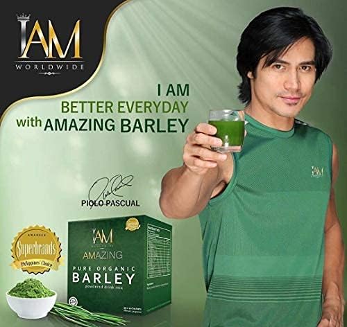 IAM WORLDWIDE kitchen scene with barley powder for quick smoothies