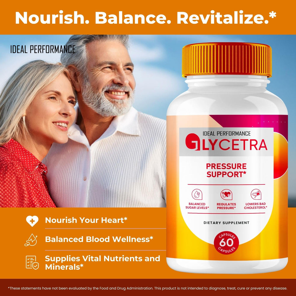 IDEAL PERFORMANCE Glycetra pills in hand illustrating convenient capsules.