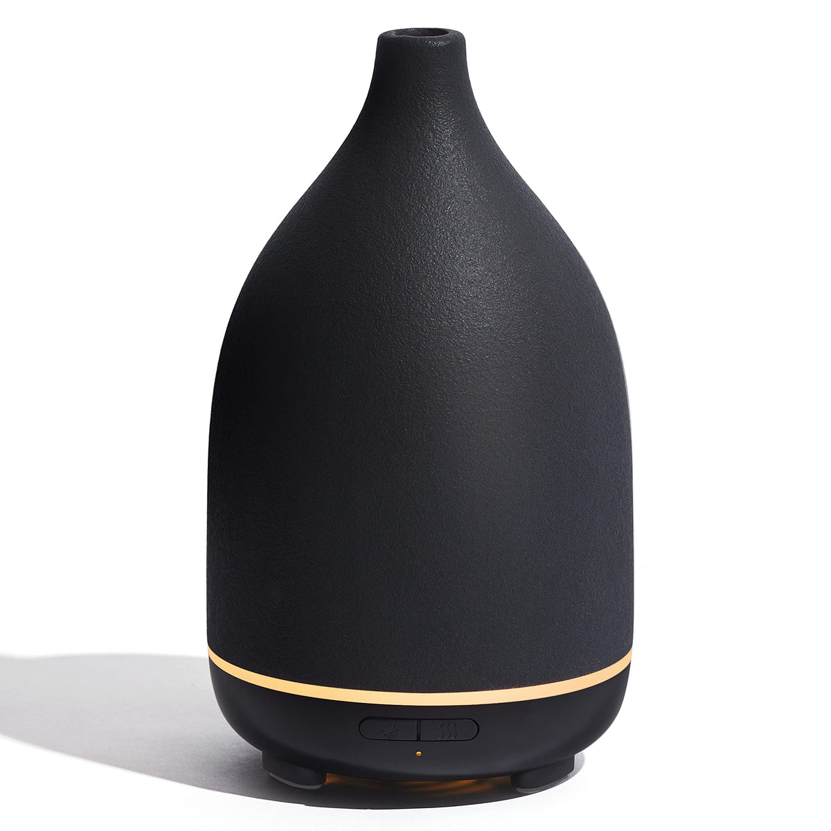 InnoGear ceramic diffuser with handcrafted cover for durable aroma diffusion.