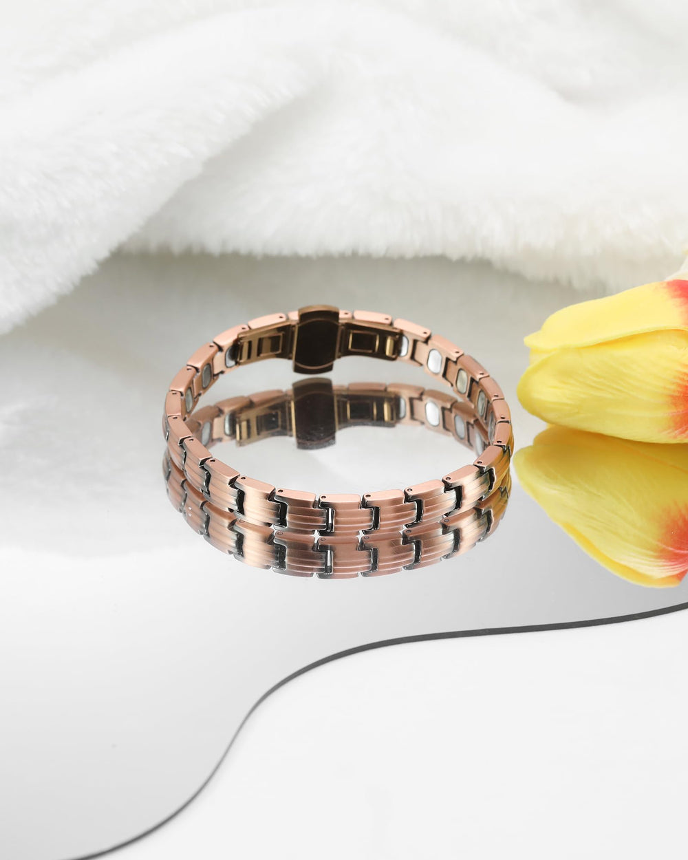 Jecanori gift-ready bracelet presentation enhances gifting moments