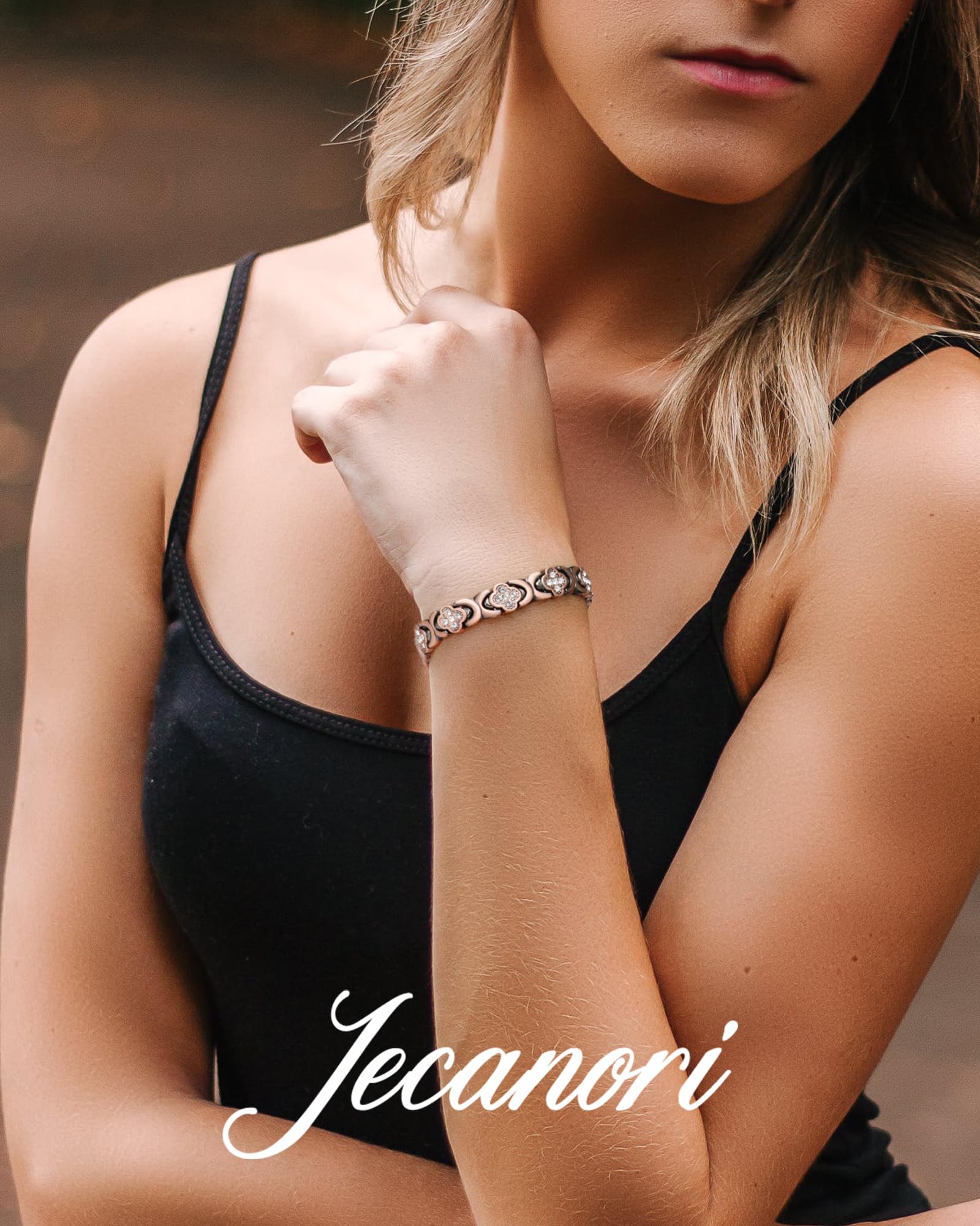 Jecanori magnets placement demonstrates the bracelet's magnetic configuration