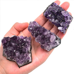 JIC Gem amethyst cluster close-up highlights natural purple crystals for focus